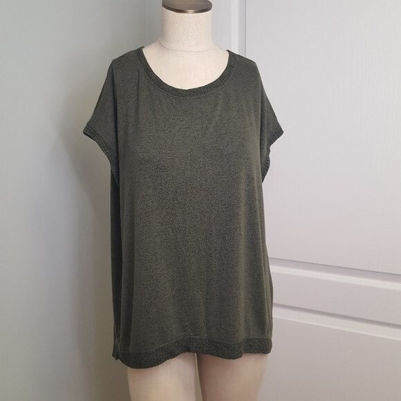 Matty M Zipper Back Olive Green Hi Lo Tunic Top - Picture 1 of 6